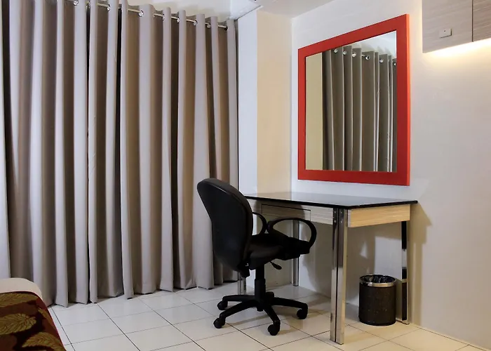 Hotel Executive Plaza 3*