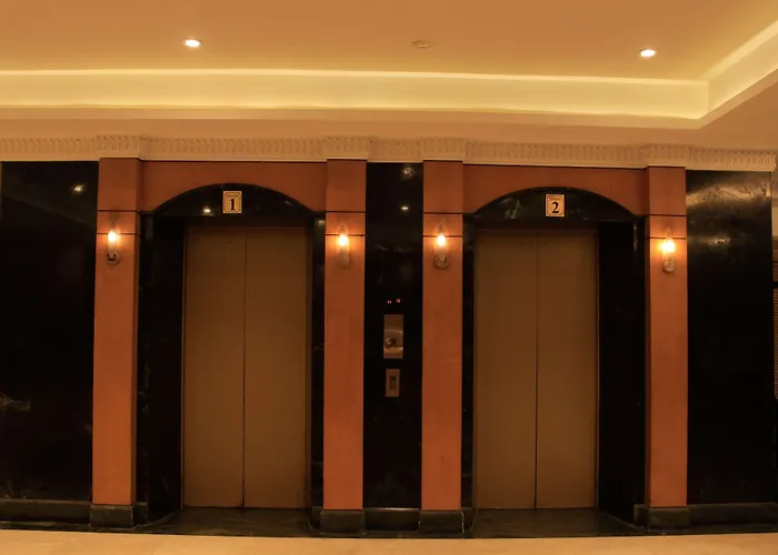 Executive Plaza Hotel 3*