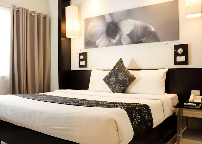 Executive Plaza Hotel