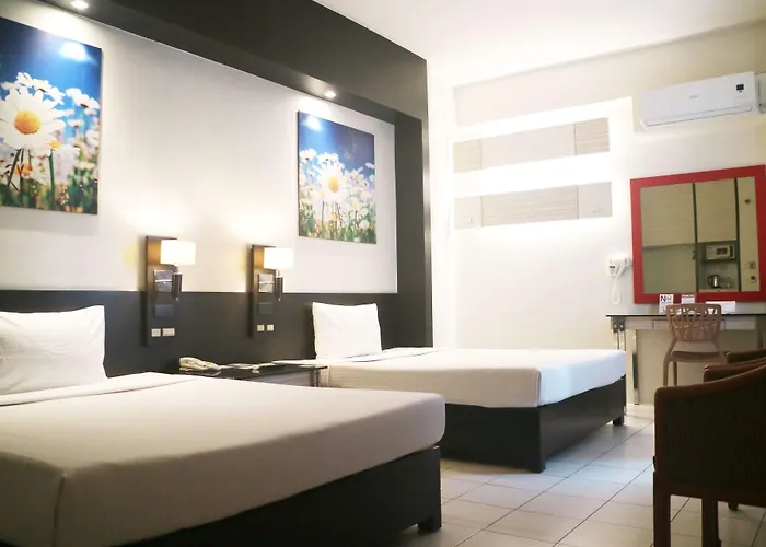 Executive Plaza 3* Manila